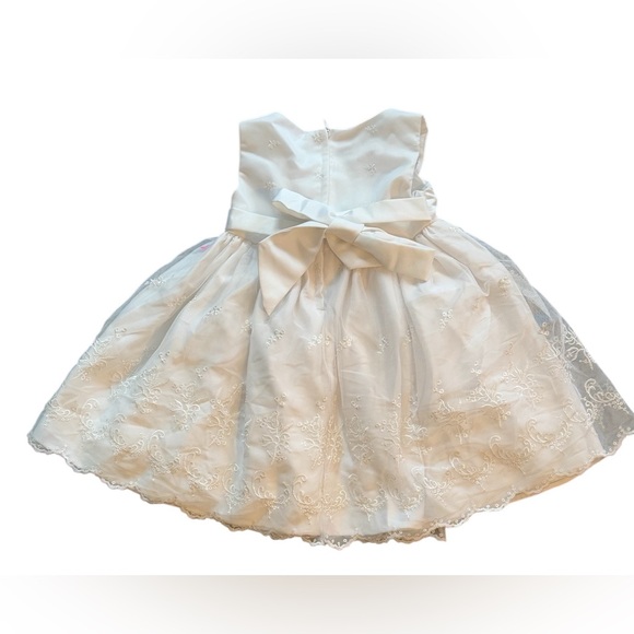 Princess Faith White princess ballgown Dress size 2T - Picture 3 of 8